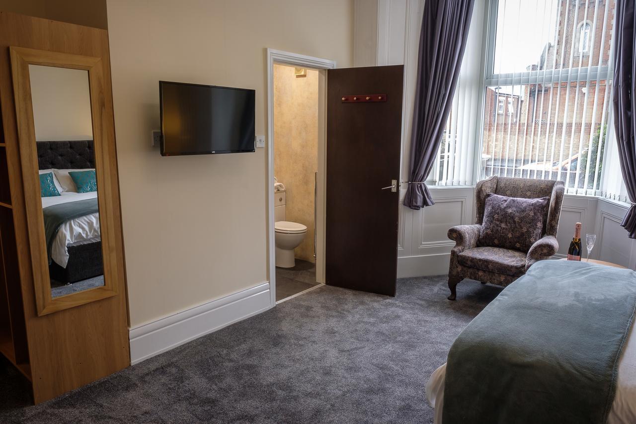 Ashborne Guest House Sunderland  Bagian luar foto